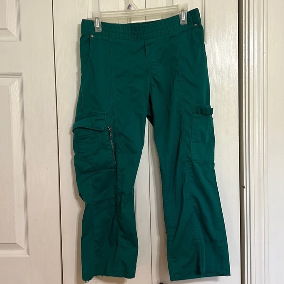 Beyond Scrubs Pants Hunter Green Women’s Petite Small - Picture 2 of 11
